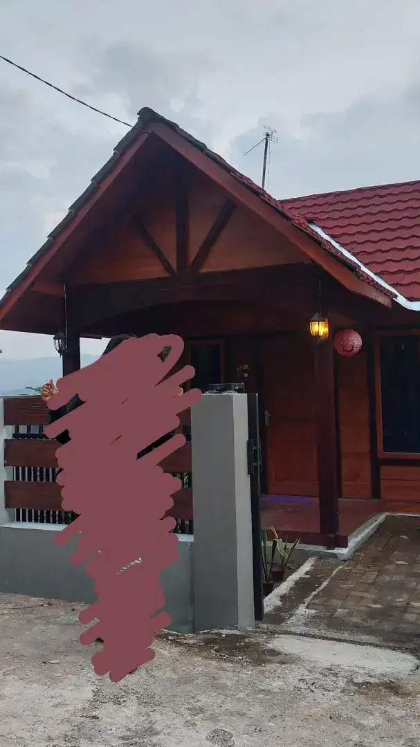 Villa rumah kayu jati