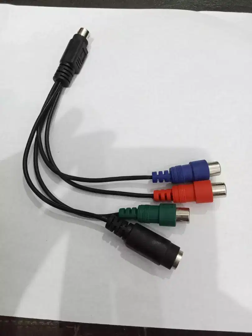 Kabel Splitter _ 7pin S Vdeo Female / 3RCA & 4pin S Video Female