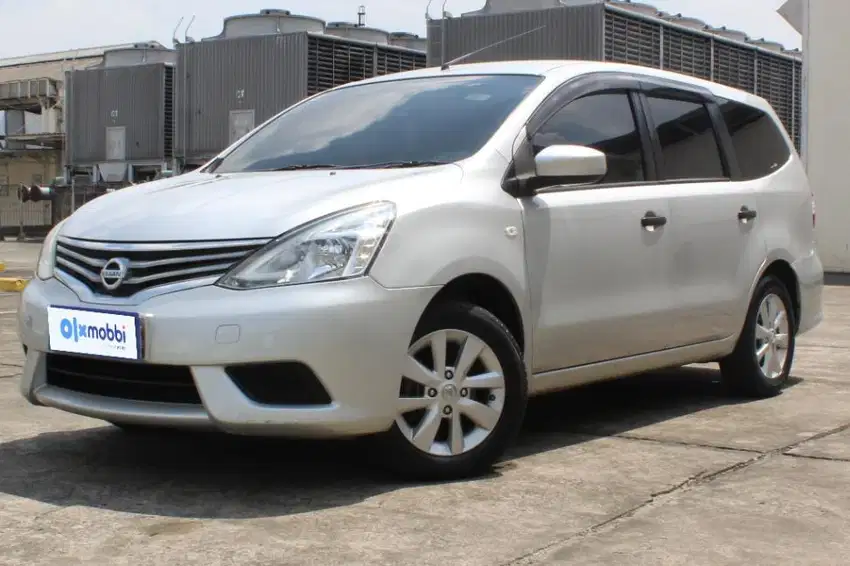 DP Rendah Nissan Grand Livina 1.5 SV Facelift -MT 2013 SSTSMS CRS