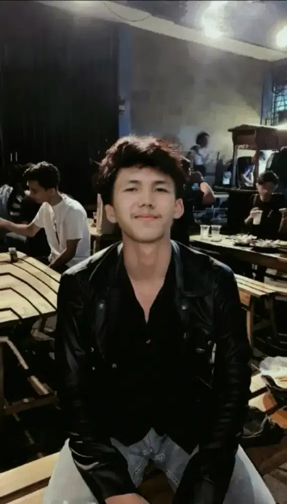 Mencari  pekerjaan apa saja utamakan ada mess