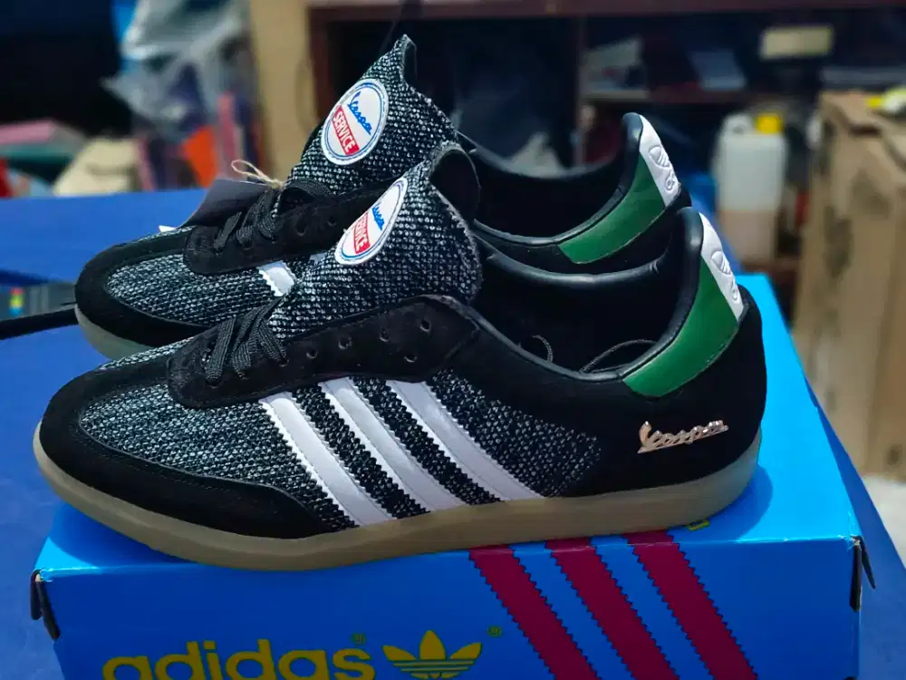 Sepatu Samba X vespa  limited edition  baru  sz 44