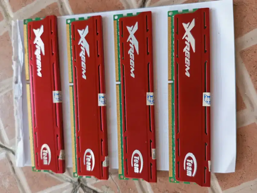 Merk Xtreem team group Ram 4GB DDR 3