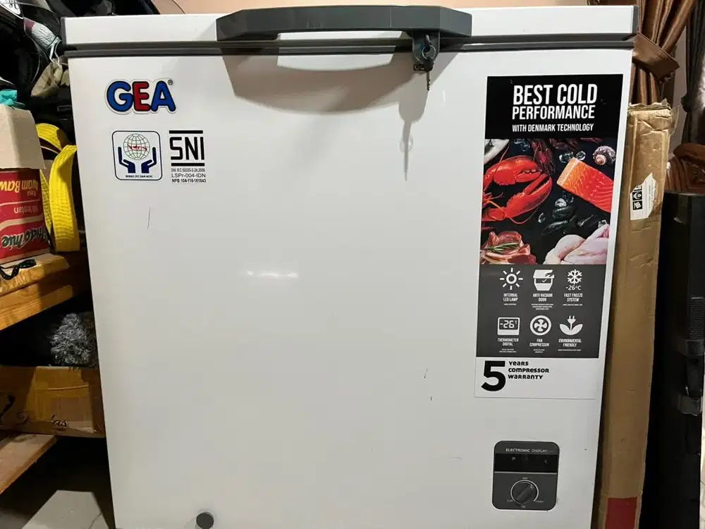 Freezer 200L GEA AB 208 R