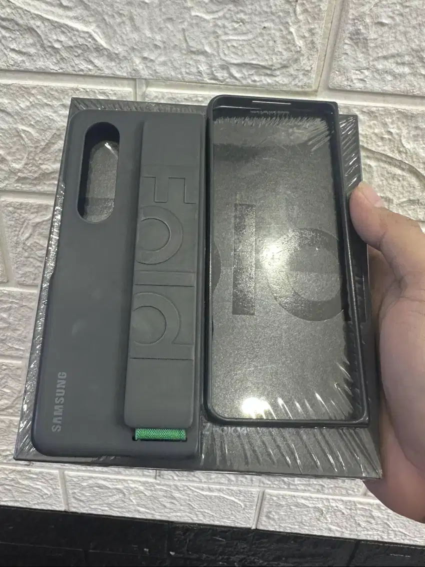 Samsung Z Fold 4 256gb fullshet Siap dibli