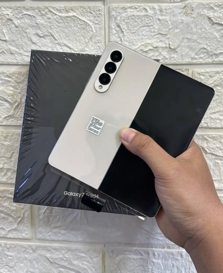 Samsung fold 5 512Gb gak jadi pakai Siap dibli