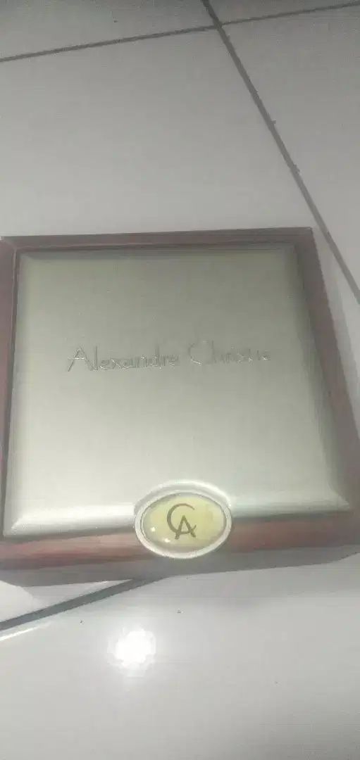 Box jam tangan Alaxandre Christie