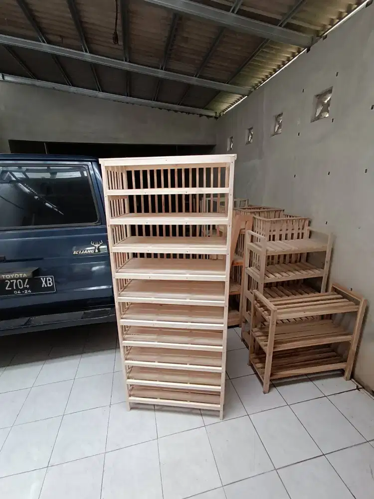 rak sepatu tinggi 160 muat 30 pasang sepatu