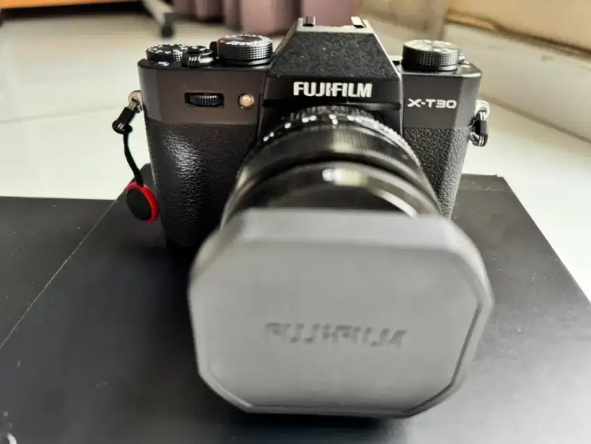 Di jual kamera mirrorless fuji film xt30 masih gress