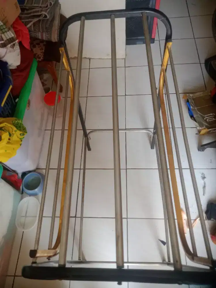 JEMURAN BERSAYAP BUAT JEMUR HANDUK