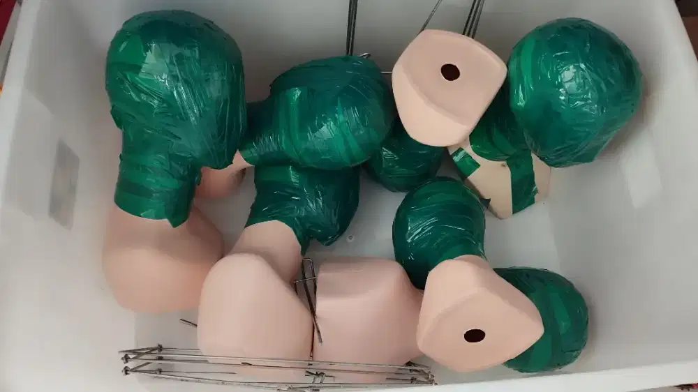 Preloved kepala patung