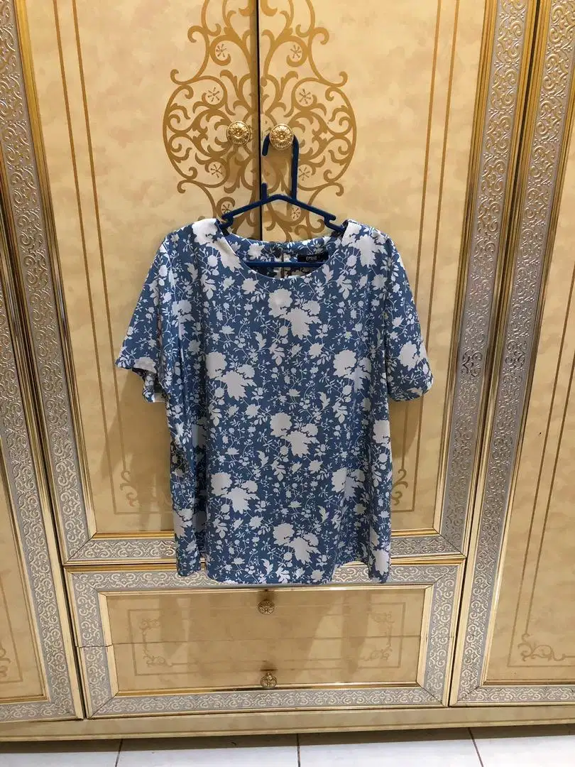 Atasan blouse biru Eprise L