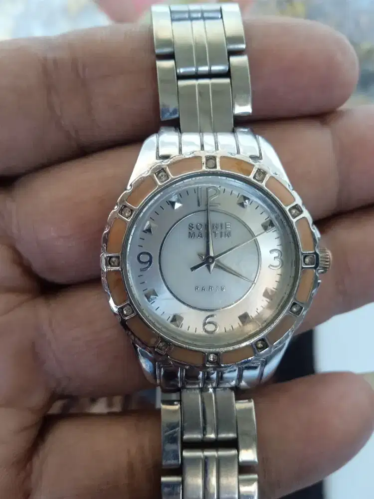 Jam tangan shopi martin