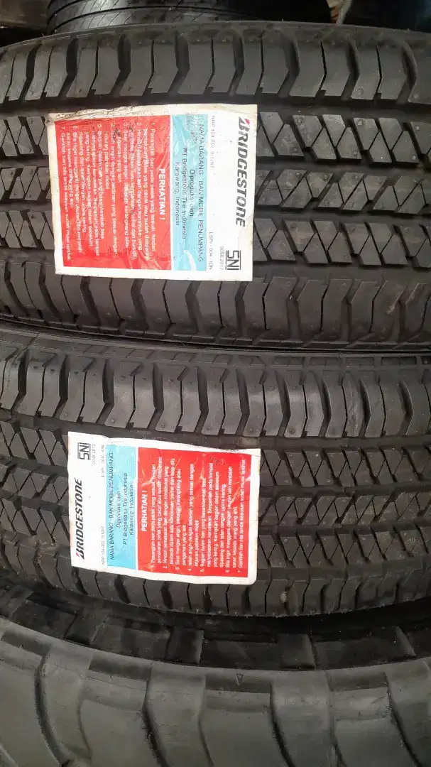 Ban baru New old stock Bridgestoen duller H/L 205/70 R15 2021..2pcs