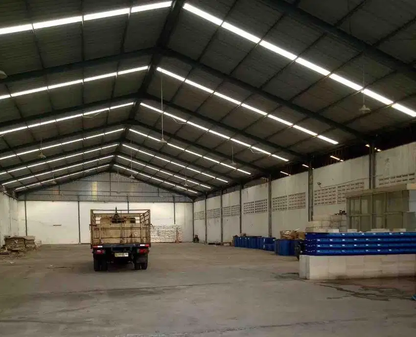 DIJUAL GUDANG KEPATIHAN INDUSTRI BENOWO GRESIK! LOKASI STRATEGIS!