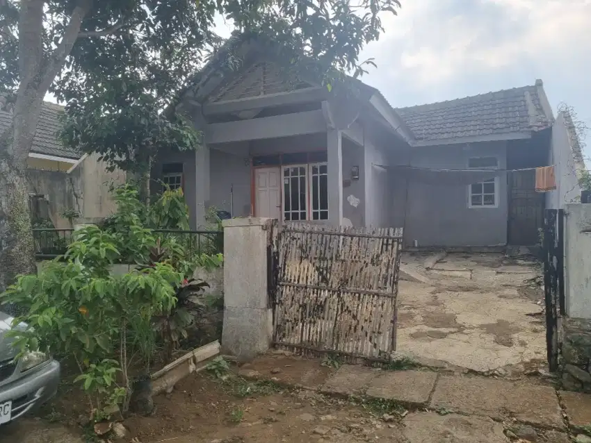 Dijual rumah 200m² Kota Malang dekat exit tol