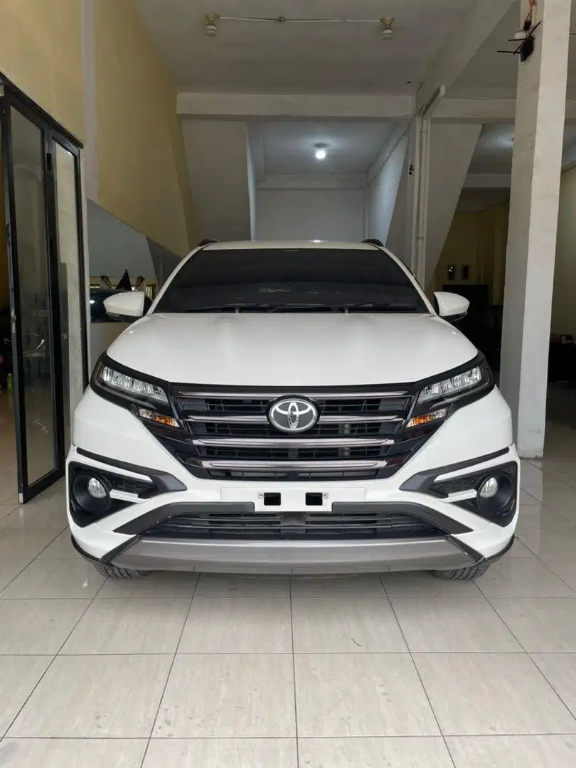 [Dp 20jt] RUSH 1.5 S “GR SPORT” M/T PUTIH 2021