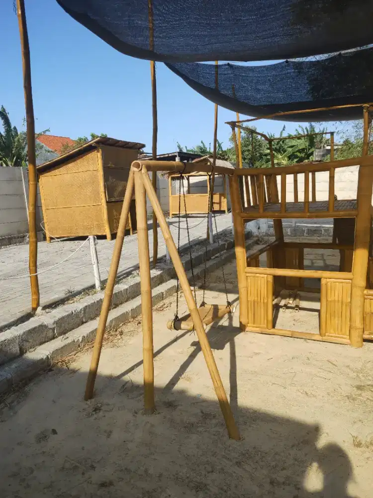 Kerja serabutan, bersih2. Warnen/Tinggal Dalam