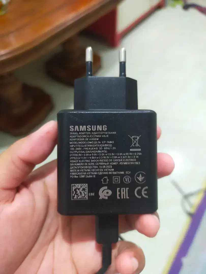 Charger HP Samsvng 45 watt C to C