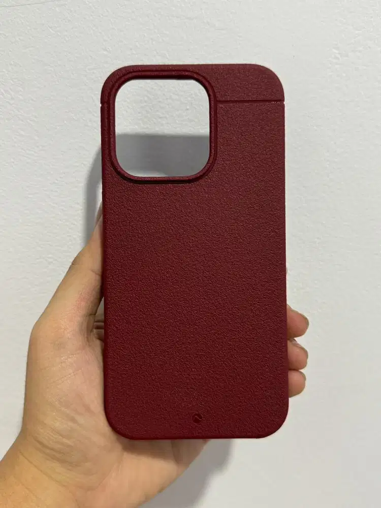 Caudabe Sheath Red for iPhone 15 Pro