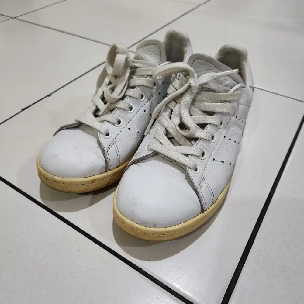 Sepatu sneakers adidas stan smith original 37