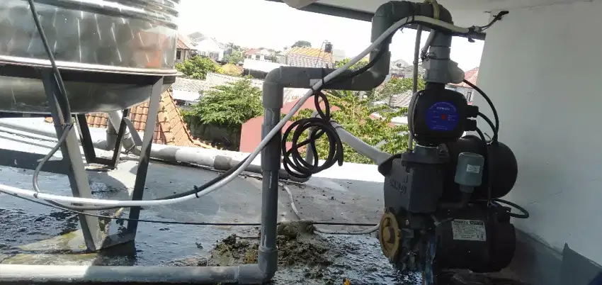 Tukang pompa air, kloset duduk, wastafel,kran patah,water heater,dll