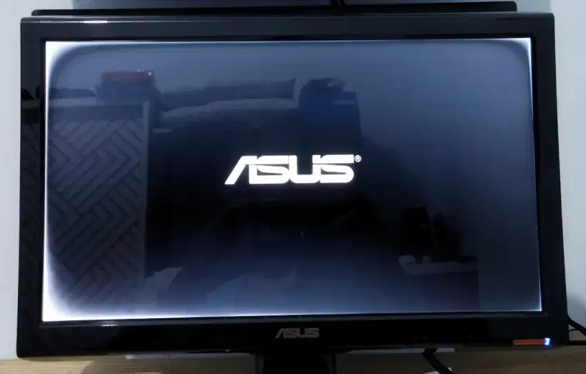 MONITOR ASUS VH168