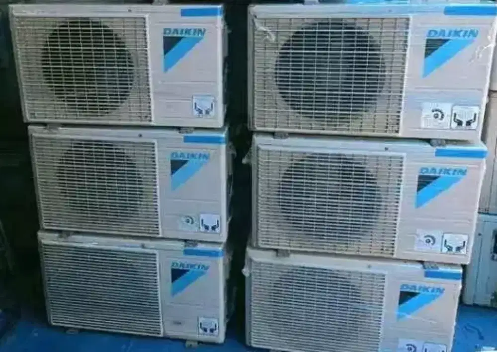 Ac Daikin 1pk normal