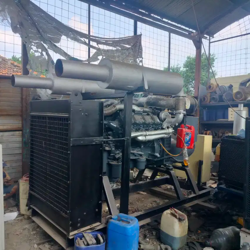 GENSET MITSUBISHI 8DC9 TURBO 250 KVA OPEN