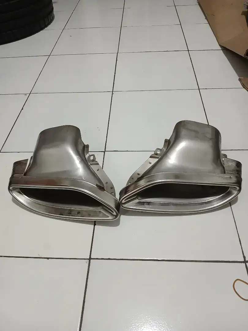 Knalpot tailpipe muffler mercy c class W205 AMG original