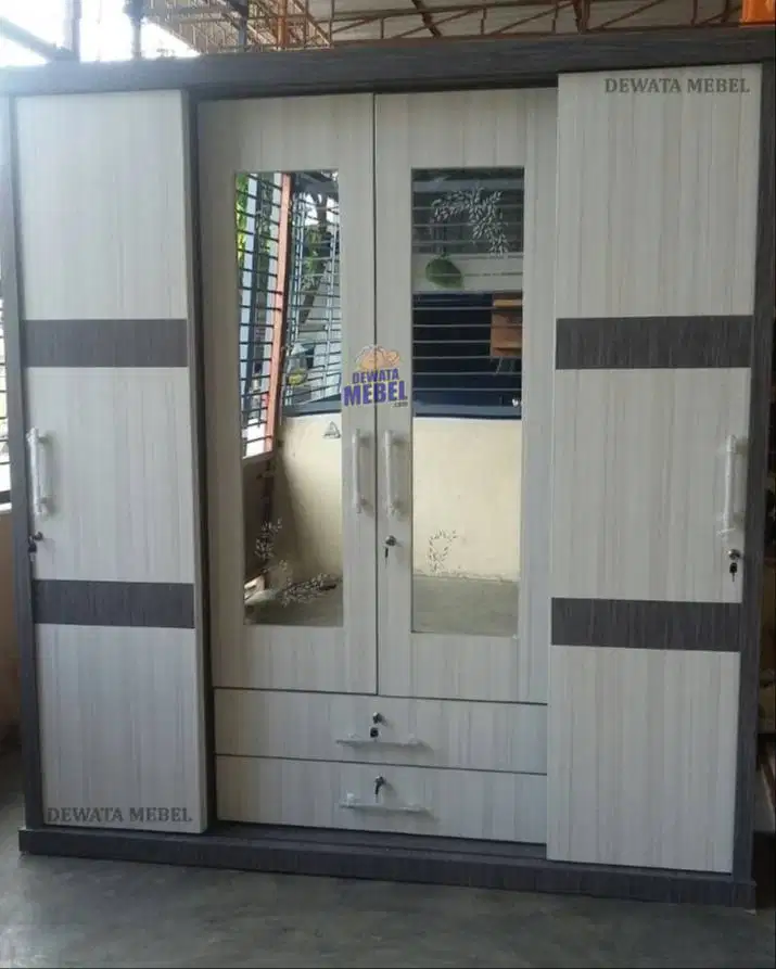 Jual Lemari pakaian 4 Pintu Finishing HPL