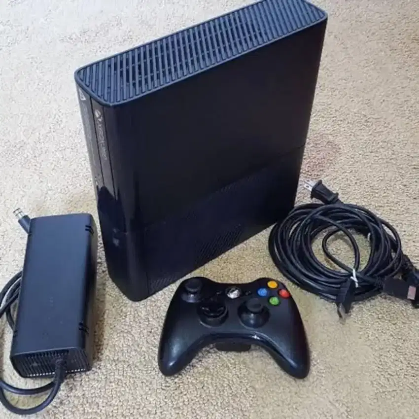 XBox 360 Slim E 500GB RGH Full Game