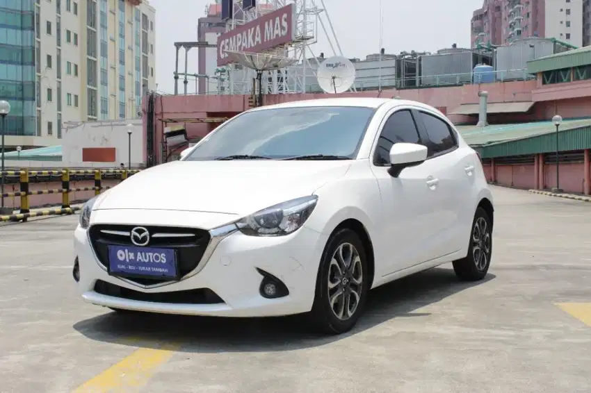 WEEKEND SALE! TDP 8,JT Mazda 2 1.5 Skyactiv Bensin-AT Merah 2015