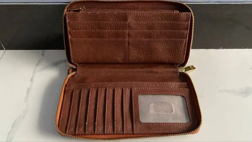 Dompet fossil jarang pakai