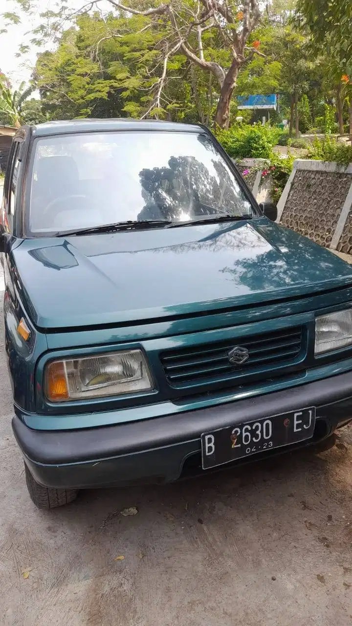 Suzuki Escudo JLX 1996