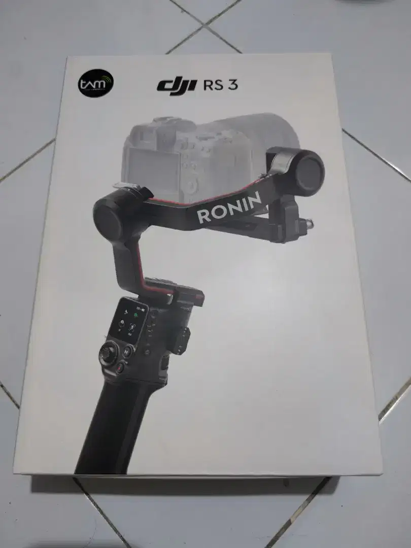 DJI RS 3 Gimbal Stabilizer Garansi Resmi BNIB