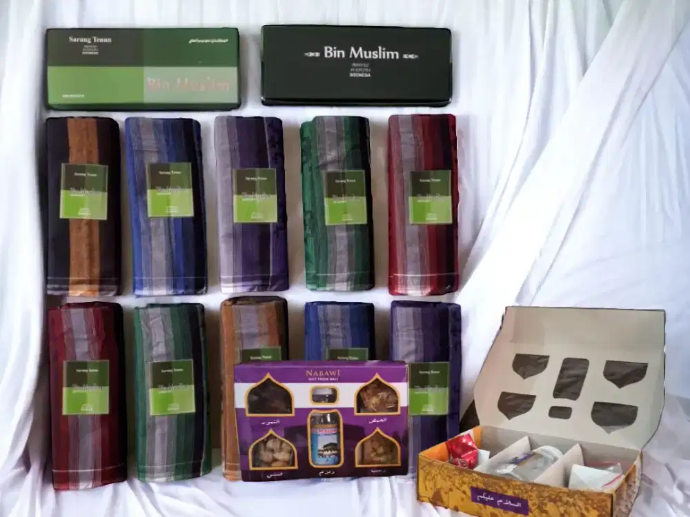 Paket Oleh Oleh Haji atau Umroh isi plus Sarung BinMuslim