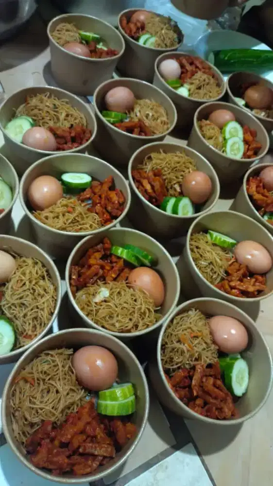 Nasi uduk dan Nasi kuning