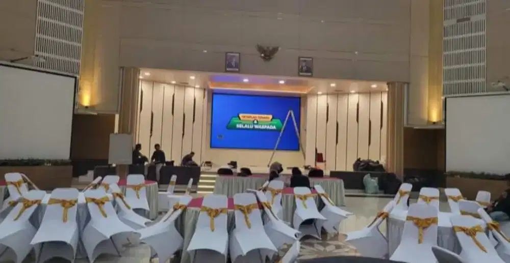 Jual pasang videotron indoor maupun outdoor