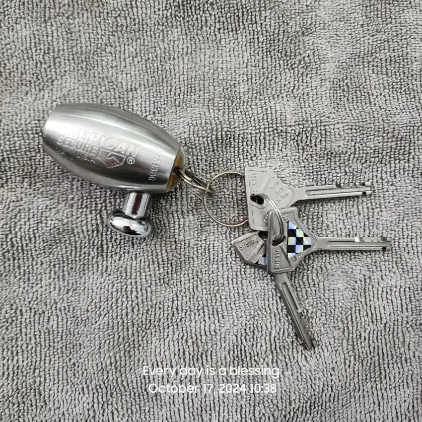 Gembok motor Anti MALING asli buatan AMERIKA