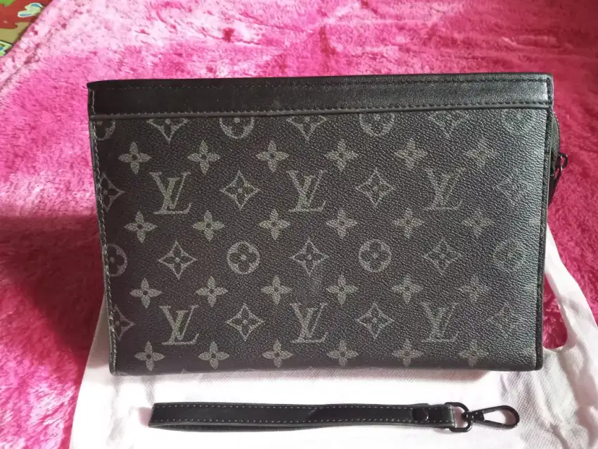 Clutch Louis Vuitton Monogram