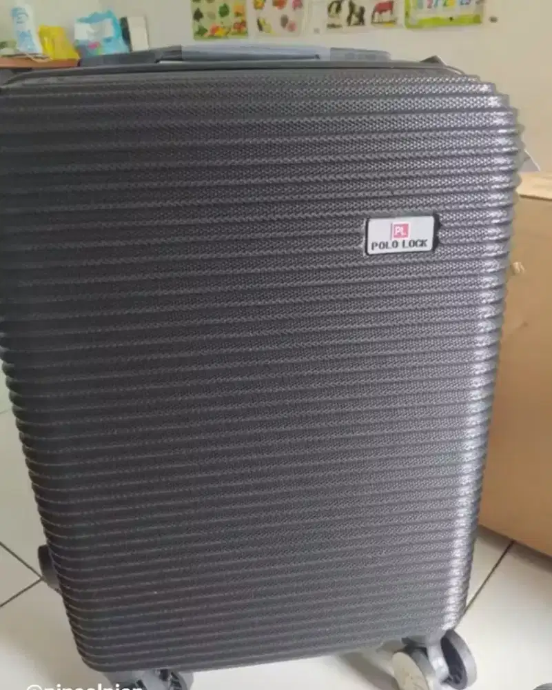 Koper 18 inch ukuran kabin