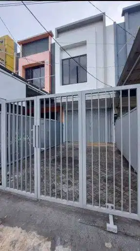 Dijual Termurah Ruko Siap Pakai Kuwukan Nol Jalan Surabaya Barat