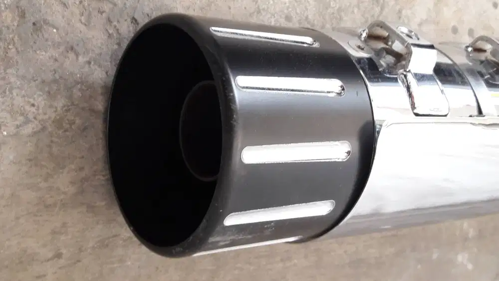 Knalpot Harley Davidson HARFLT 1800 Harley Davidson Exhaust64769-09A