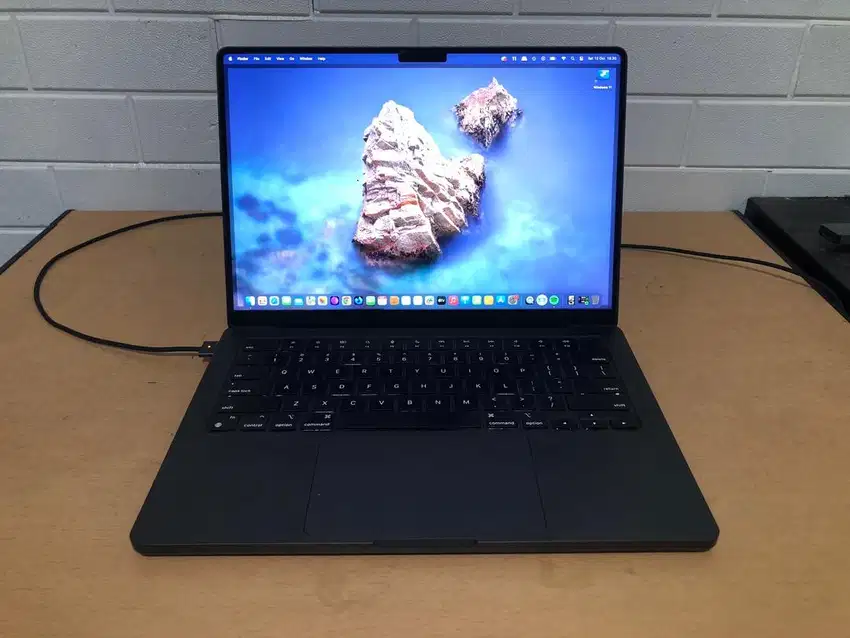 Macbook M3 Pro 2023