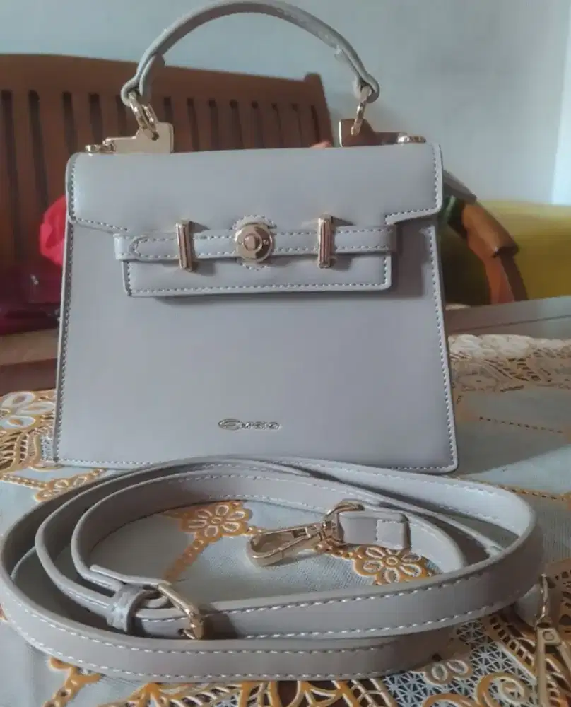 Tas Emsio by Elisabeth