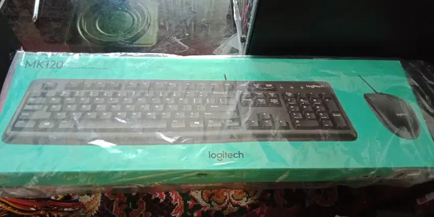 Paket Keyboard Mouse Logitech MK120 baru