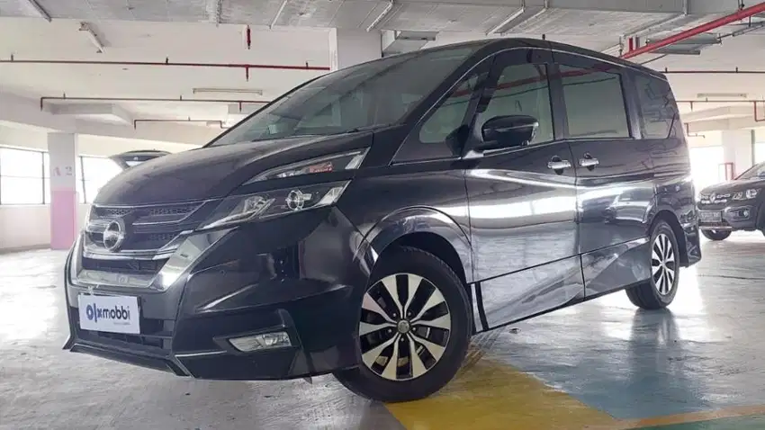 Nissan Serena 2.0 Highway Star Bensin-AT 2019 Silver /