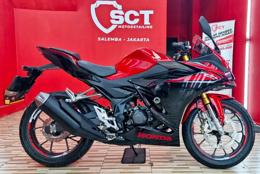 JualCpt 90%LikeNew KM2Rb HONDA CBR 150 R MERAH HITAM 2024