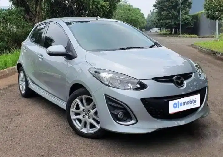 DP Rendah Mazda 2 1.5 R Bensin-AT 2014 NIJ