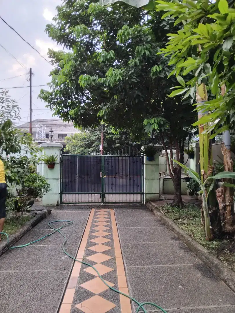 rumah nyaman dan asri di cireundeu harga nego